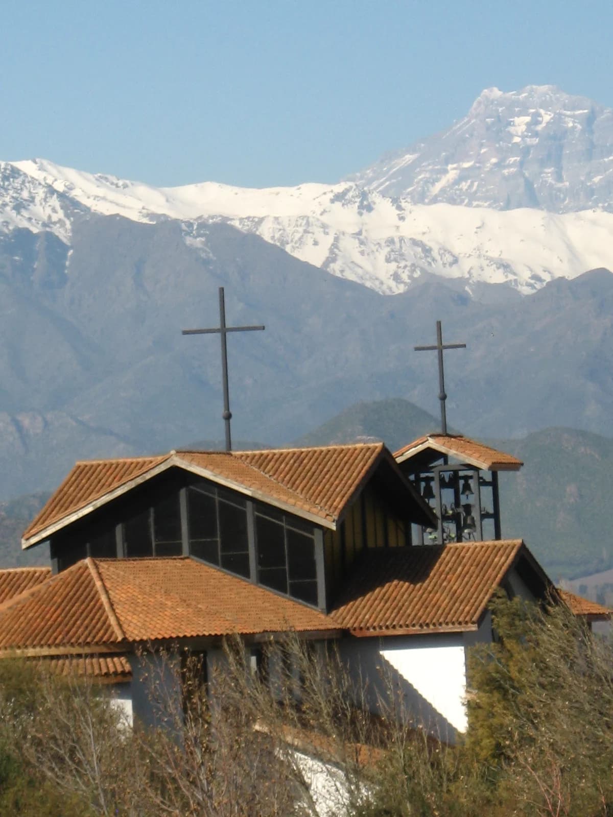Vista exterior del Santuario Teresa de Los Andes